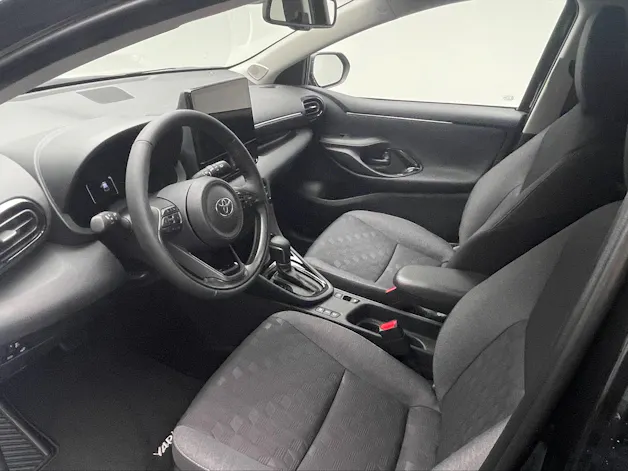Toyota Yaris 1.5 VVT-i HSD Trend