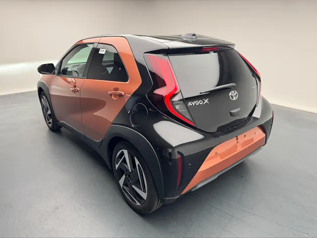 Toyota Aygo X 1.5 VVT-i HSD Style