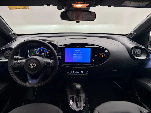 Toyota Aygo X 1.5 VVT-i HSD Style