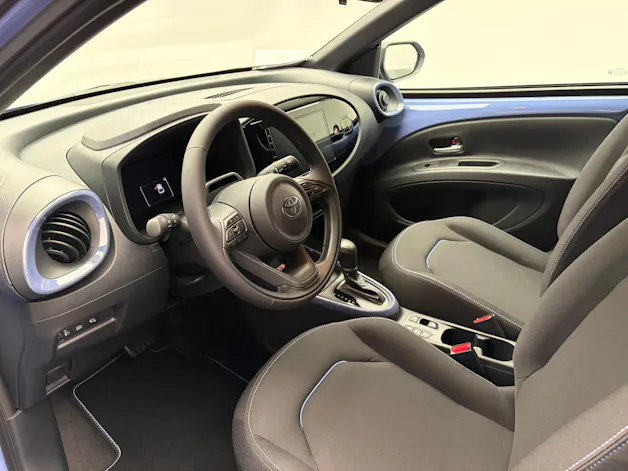 Toyota Aygo X 1.5 VVT-i HSD Trend