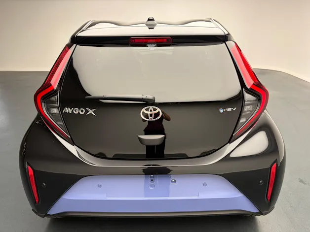 Toyota Aygo X 1.5 VVT-i HSD Trend