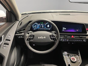 https://vehicle.imgix.net/4312168/7fecc6f7-c697-45e4-bd6d-d5177cba1852.jpg