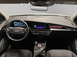 https://vehicle.imgix.net/4312168/c053bd45-7f3a-44ca-9197-bbf9b24fac8a.jpg