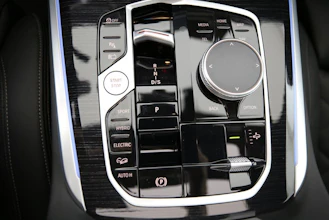 https://vehicle.imgix.net/4312189/1c267f2c-7595-4830-811e-5883fb186479.jpg