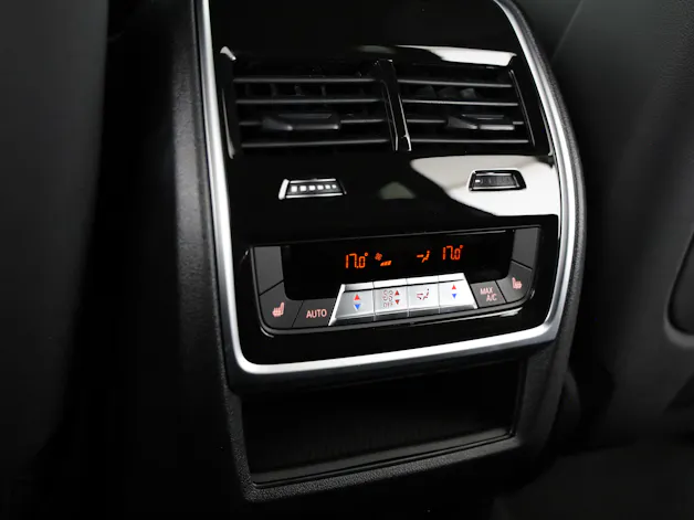 BMW X5 M60i xDrive