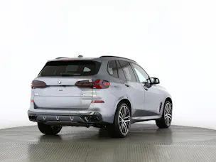BMW X5 M60i xDrive