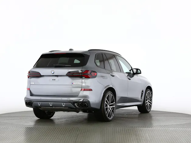 BMW X5 M60i xDrive