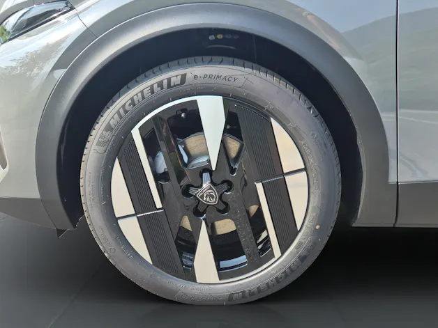 Peugeot 408 1.2 Hybrid GT Exclusive