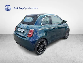 https://vehicle.imgix.net/4312222/deee8087-335a-4281-8db4-707816e079bc.jpg