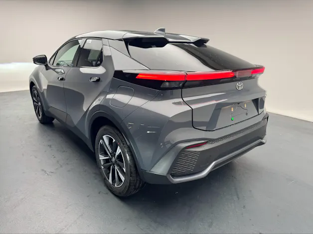 Toyota C-HR 2.0 PHEV Swiss Edition