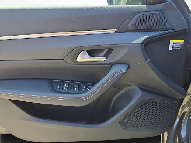 Peugeot 508 SW 1.6 Plug-in Hybrid GT Line / ab 0,99% Leasing bei Abschluss einer Protect Autoversicherung
