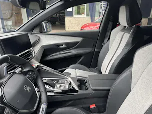 Peugeot 3008 1.6 Plug-in Hybrid4 GT