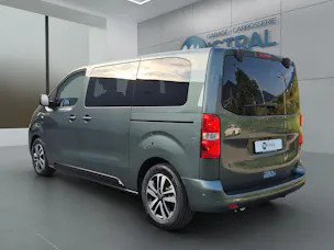 Peugeot Traveller Standard 2.2 BlueHDi 180  Family Edition S/S