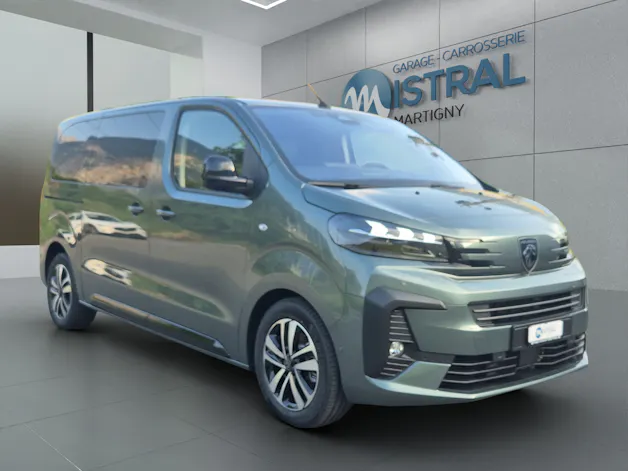 Peugeot Traveller Standard 2.2 BlueHDi 180 Family Edition S/S