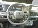 Peugeot Traveller Standard 2.2 BlueHDi 180 Family Edition S/S