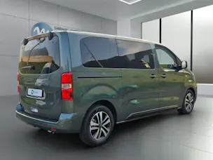 Peugeot Traveller Standard 2.2 BlueHDi 180 Family Edition S/S
