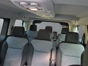 Peugeot Traveller Standard 2.2 BlueHDi 180 Family Edition S/S