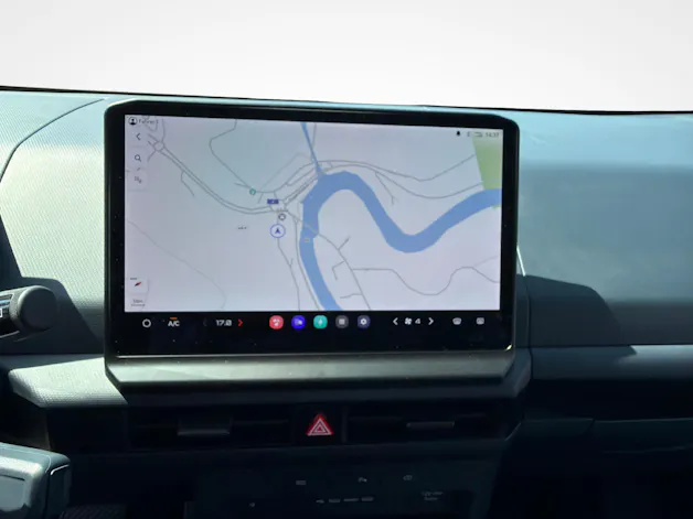 Kia PV5 Passenger 71.2 kWh Plus