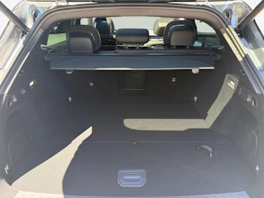 https://vehicle.imgix.net/4312292/e1dec636-018d-4c7d-a64d-5188c4edaa78.jpg