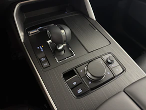 https://vehicle.imgix.net/4312310/f07f2b59-69a9-46ad-b7a3-f8f5d2d90223.jpg