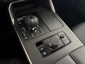 https://vehicle.imgix.net/4312314/11b312e8-f820-40cc-bbed-ee96cde27a03.jpg
