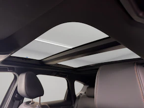 https://vehicle.imgix.net/4312317/0ec0ae2a-6291-4760-85e8-1014711e7bfd.jpg