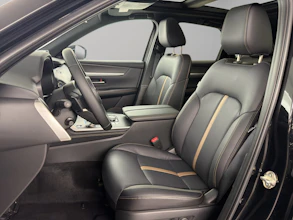 https://vehicle.imgix.net/4312317/cf0ccf43-9fd9-4a02-af46-2aaaa11ba34c.jpg