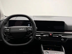https://vehicle.imgix.net/4312332/2b8df144-1bd5-4bc0-93ef-cd90cd6cfe4f.jpg