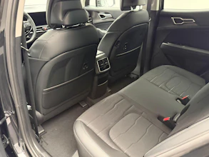 https://vehicle.imgix.net/4312332/47a70e80-e6e4-4fa2-99bd-8c0c6f945597.jpg
