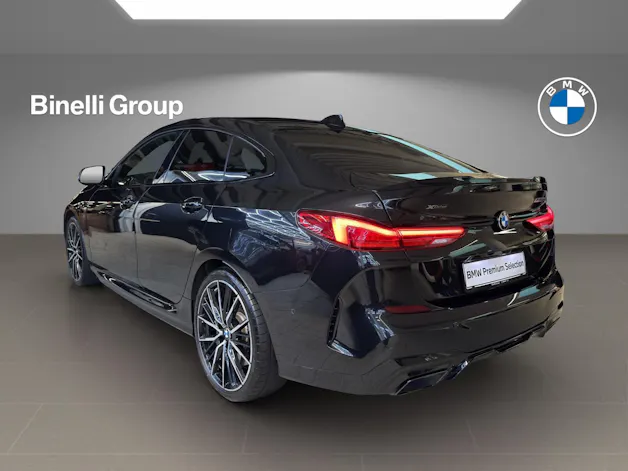 BMW M235i xDrive M-Performance Paket
