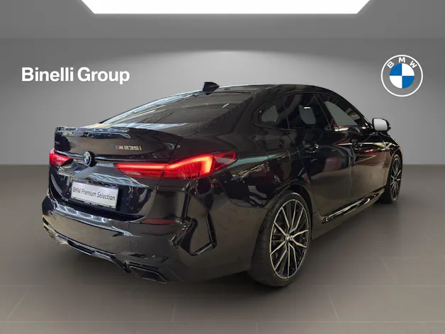 BMW M235i xDrive M-Performance Paket