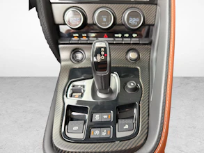 https://vehicle.imgix.net/4312358/2c244308-2b91-47e1-a97d-e4817b442132.jpg