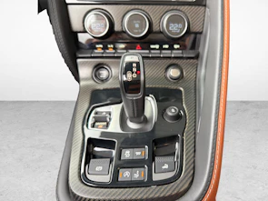 Fahrzeugbild JAGUAR F-Type Convertible 5.0 V8 SVR AWD 575 PS
