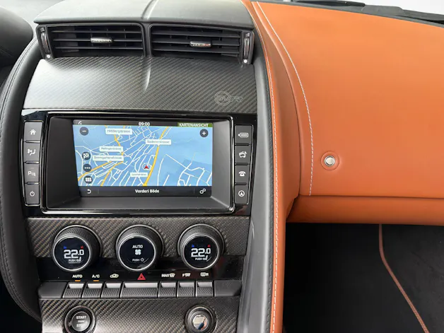 Jaguar F-Type Convertible 5.0 V8 SVR AWD 575 PS