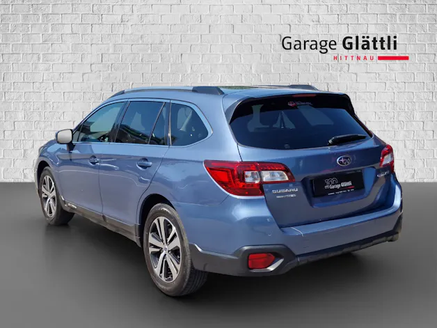 Subaru Outback 2.5i Luxury