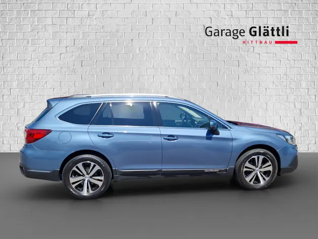 Subaru Outback 2.5i Luxury