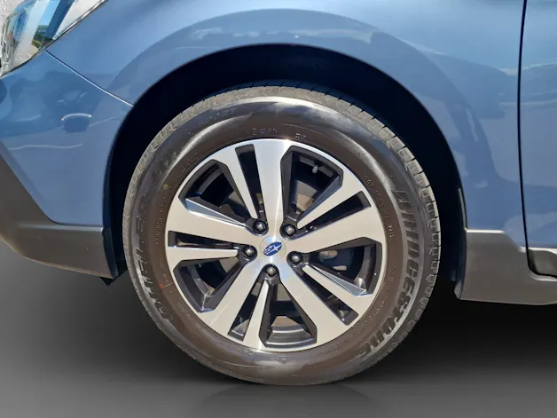 Subaru Outback 2.5i Luxury