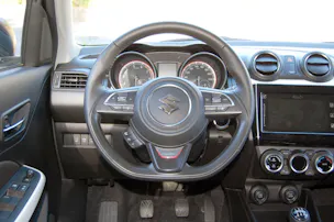 Suzuki Swift 1.2 Piz Sulai Top Hybrid 4x4