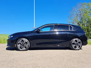 Opel Astra 1.6 T PHEV 180cv Swiss Premium