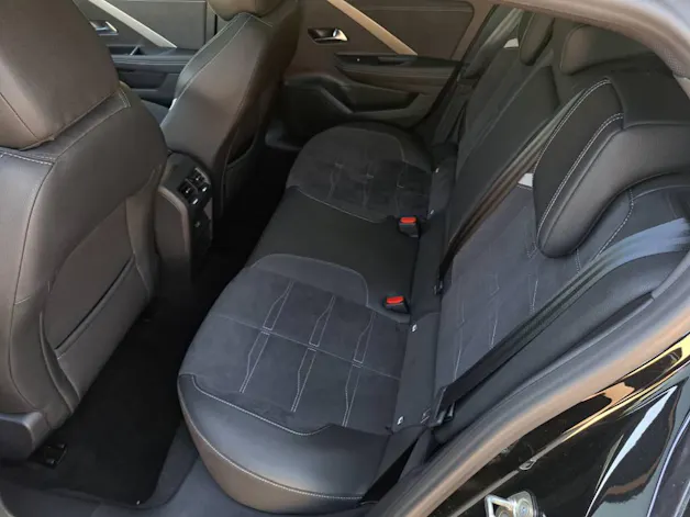 Opel Astra 1.6 T PHEV 180cv Swiss Premium