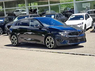 Opel Astra 1.6 T PHEV 180cv Swiss Premium