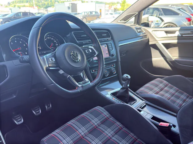 VW Golf VII 2.0 TSI GTI Performance