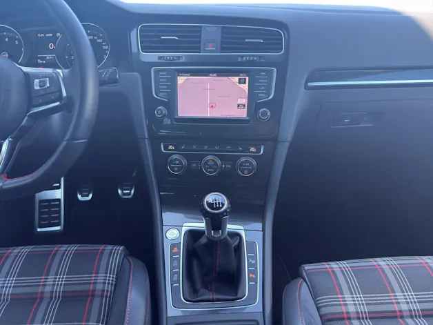 VW Golf VII 2.0 TSI GTI Performance