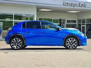 Peugeot 208 1.2 turbo 130cv GT + Toit vitré