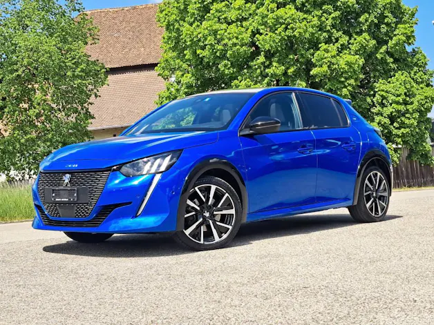 Peugeot 208 1.2  turbo 130cv GT + Toit vitré