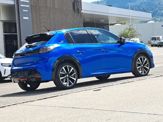 Peugeot 208 1.2  turbo 130cv GT + Toit vitré