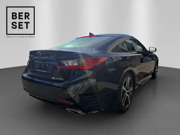 Lexus RC 300h Comfort