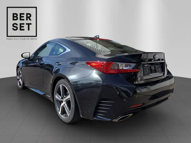 Lexus RC 300h Comfort