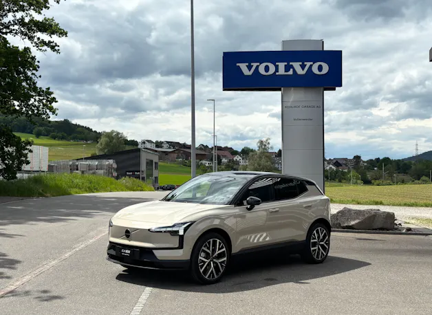 Volvo EX30 P8 Ultra AWD