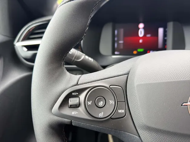 Opel Corsa-e 156 GS
